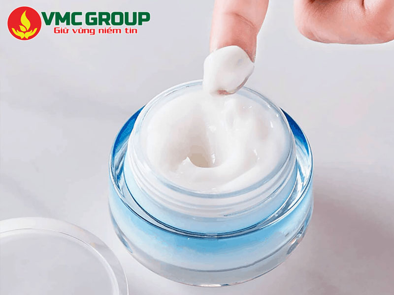 Vaseline Ấn Độ có ứng dụng trong sản xuất mỹ phẩm